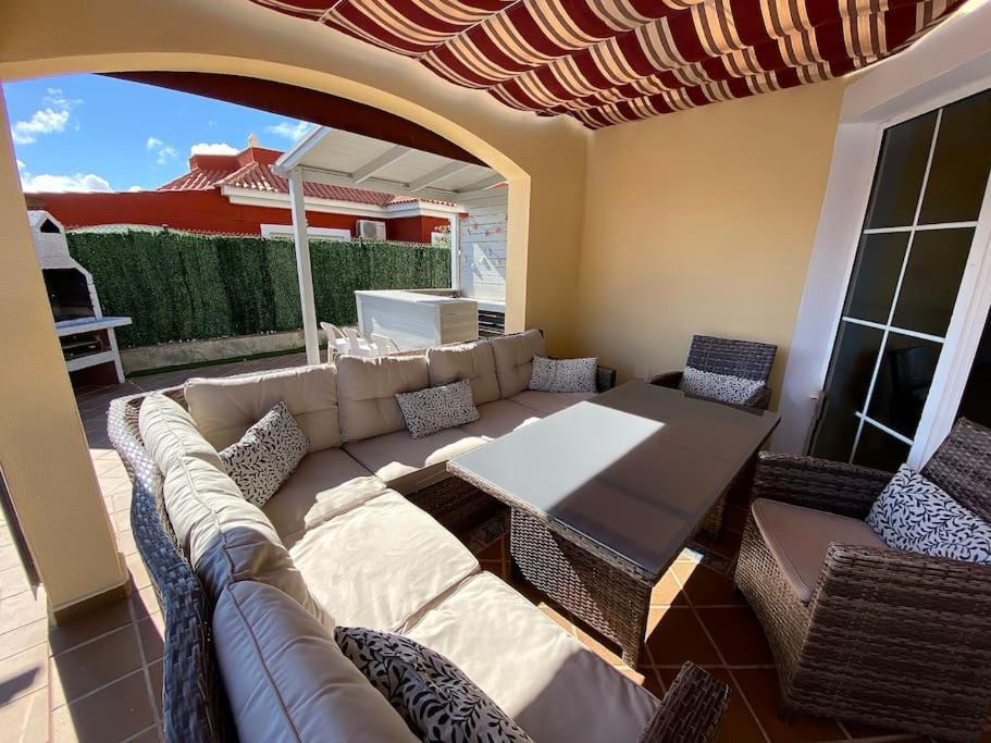 Comfortable Family House With Pool And Jacuzzi Costa De Antigua Exterior photo
